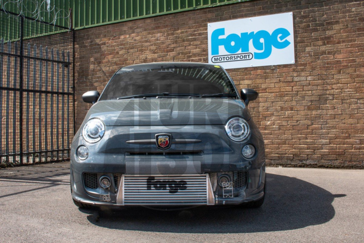 Forge Motorsport Intercooler Kit Fiat 500 / 595 Abarth Forge Motorsport Intercooler Kit Fiat 500 / 595 Abarth