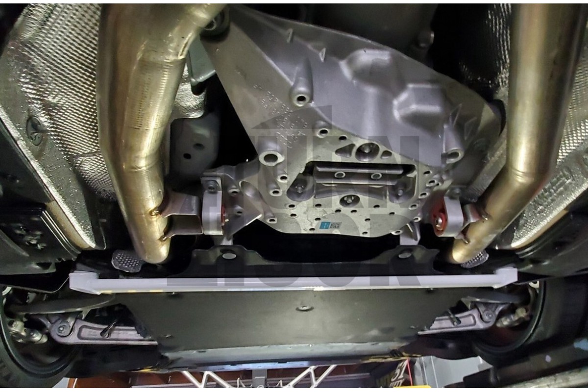 Ultra Racing Front Lower Bar Audi A4 B9 / S4 B9 Ultra Racing Front Lower Bar Audi A4 B9 / S4 B9