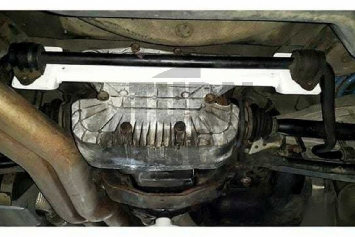 Ultra Racing Rear Lower Bar BMW M3 E46