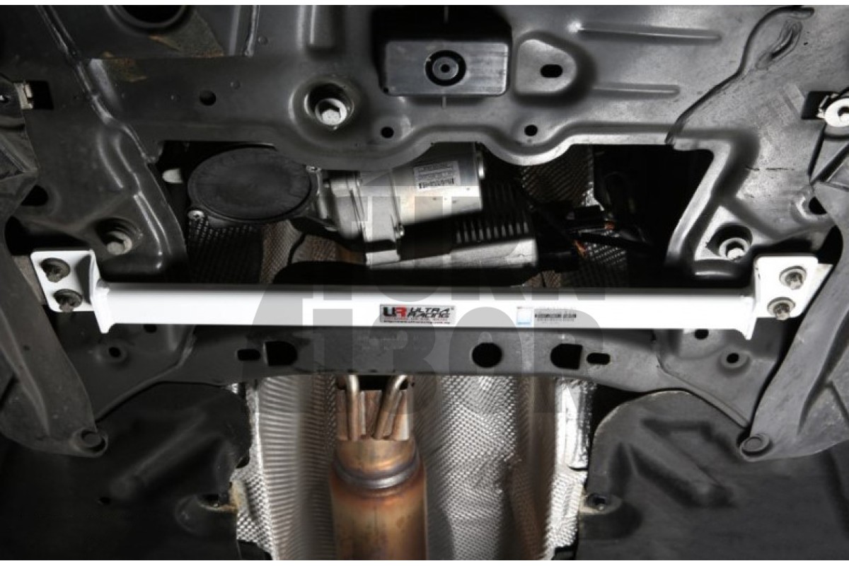 Ultra Racing Front Lower Bar Mercedes A45 AMG W176 