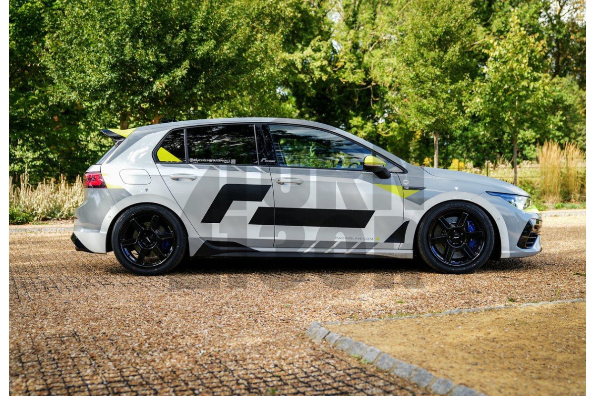 Racingline - Black VWR R-06 18 x 8.5 ET44 5x112 Wheel