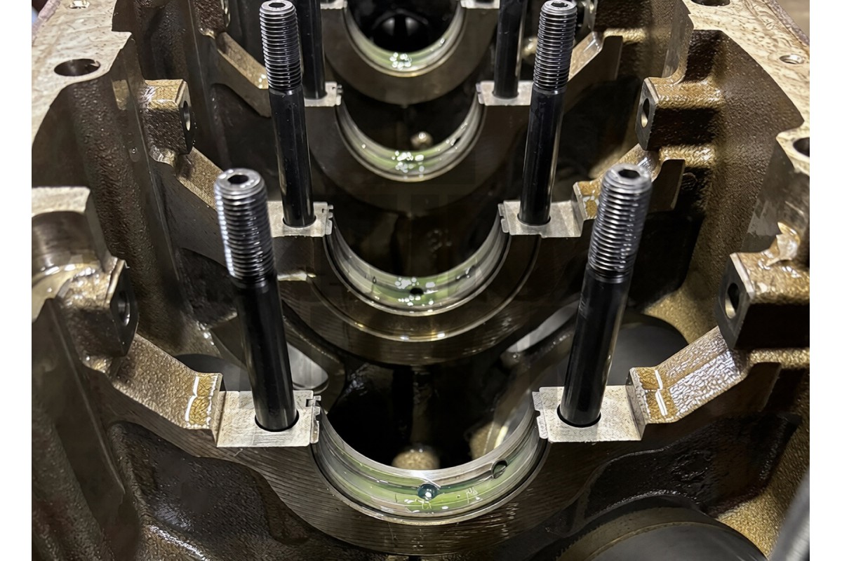 ARP Head Stud Kit for Renault Clio 3 RS & Megane 2 RS - Megane 3 RS ARP Head Stud Kit for Renault Clio 3 RS & Megane 2 RS - Megane 3 RS