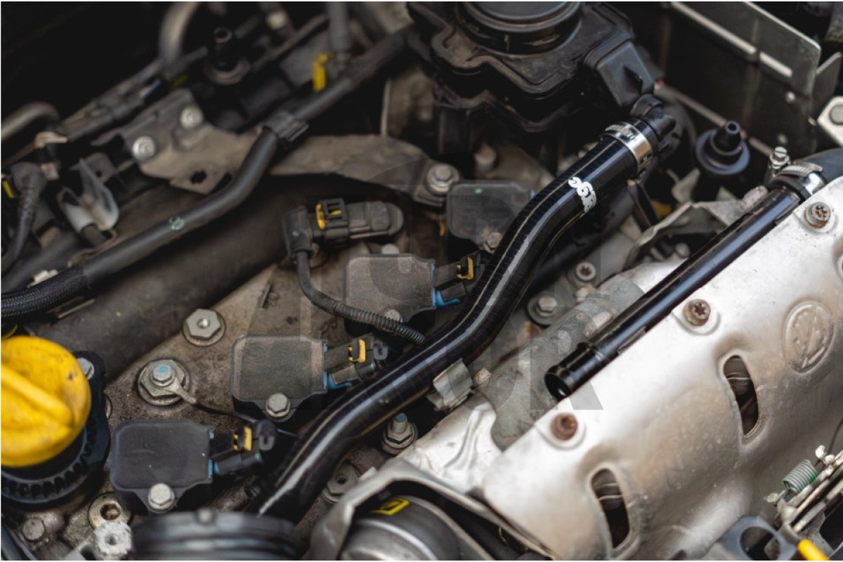 Forge Motorsport Oil Breather Silicone Hose for Abarth 595 & 695 Forge Motorsport Oil Breather Silicone Hose for Abarth 595 & 695