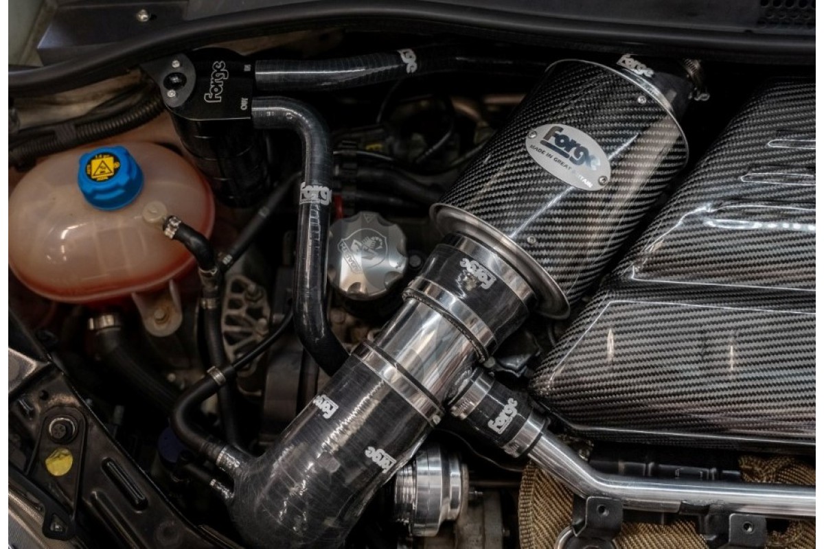 Forge Motorsport Oil Catch Can for Abarth 595 & 695 Forge Motorsport Oil Catch Can for Abarth 595 & 695