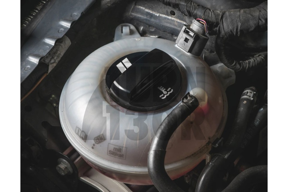 CTS Turbo Aluminium Expansion Cap for  Leon - Golf - S3 - A3 - TT - A4 - S4 & RS4