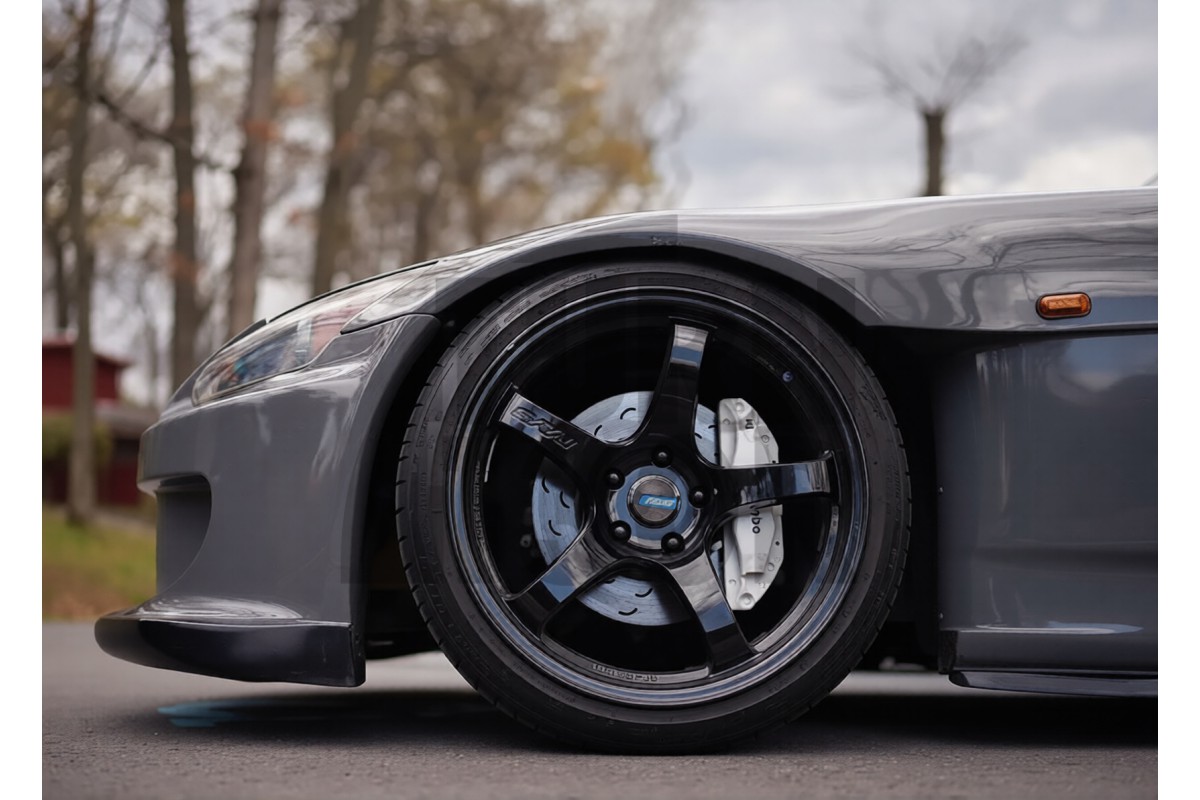 Rays Gram Lights 57CR Wheel 19x8.5 - 5x114.3 ET45 / Black Rays Gram Lights 57CR Wheel 19x8.5 - 5x114.3 ET45 / Black