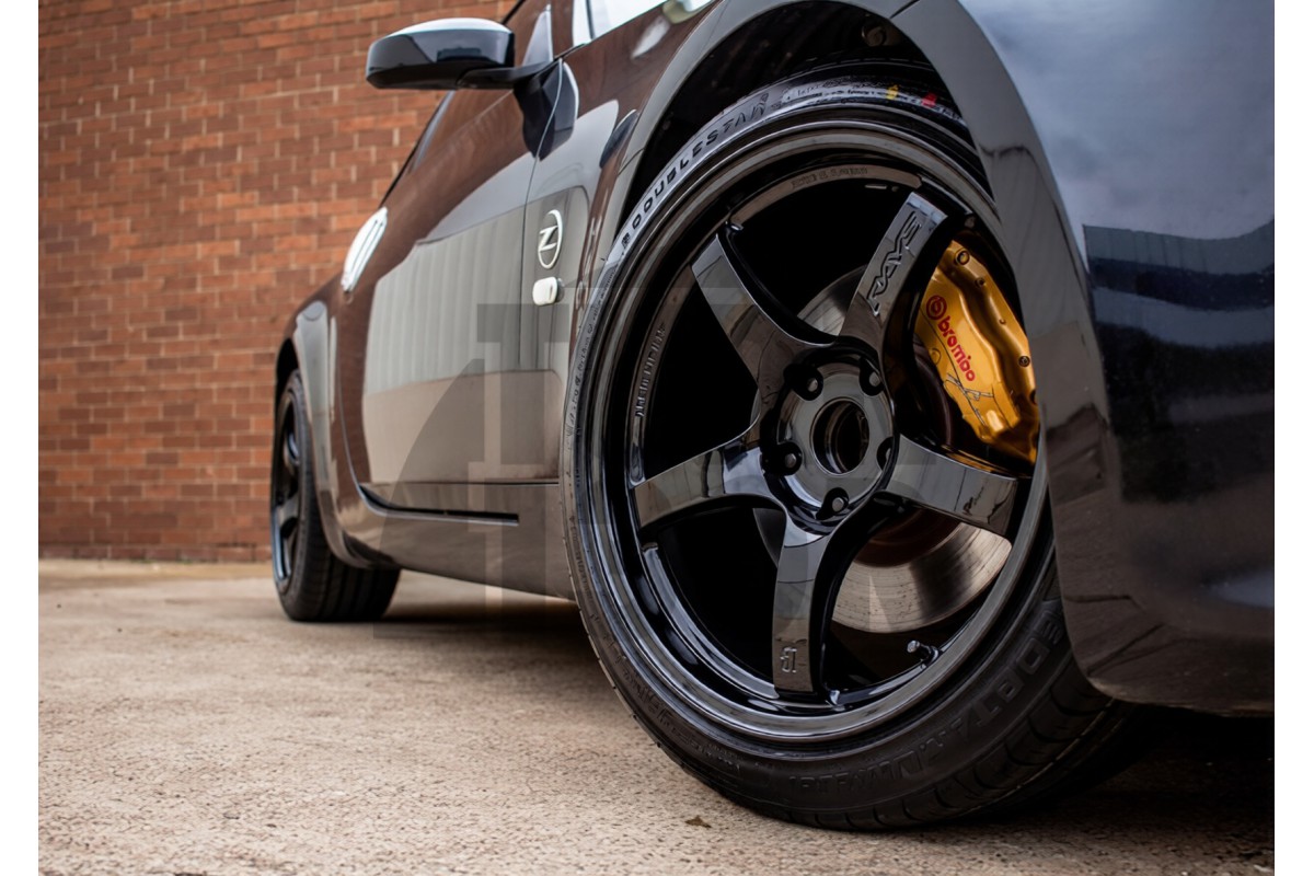 Rays Gram Lights 57CR Wheel 18x9.5 - 5x114.3 ET22 / Black Rays Gram Lights 57CR Wheel 18x9.5 - 5x114.3 ET22 / Black