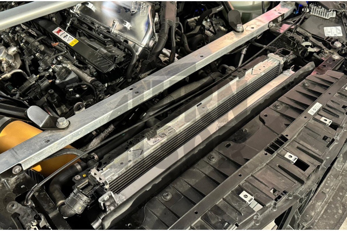 CSF Race Radiator Charge + DCT Cooler for BMW X3M & X4M F9x CSF Race Radiator Charge + DCT Cooler for BMW X3M & X4M F9x