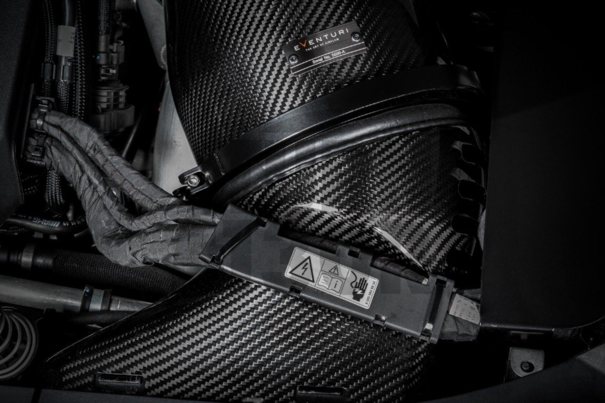 Eventuri Carbon Fiber Intake System for Mercedes A45 AMG W177 / CLA 45 C118 Eventuri Carbon Fiber Intake System for Mercedes A45 AMG W177 / CLA 45 C118